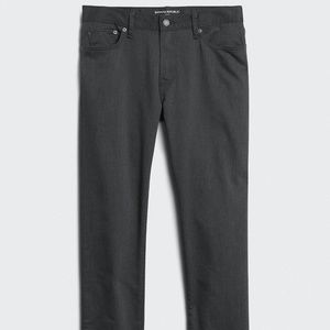 Banana Republic Traveler Jean Athletic Fit 31x32